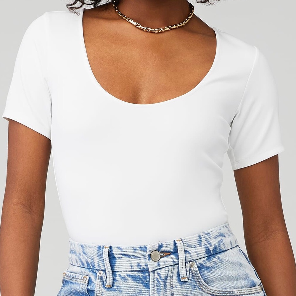 NWT GOOD AMERICAN WHITE SCULPTING SCOOP CROP TEE SIZE 3XL